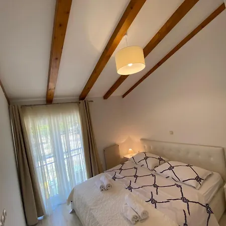 Üdülőpark Mobile Homes Biograd 3*