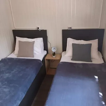 比奥格勒移动露营之家酒店 3*